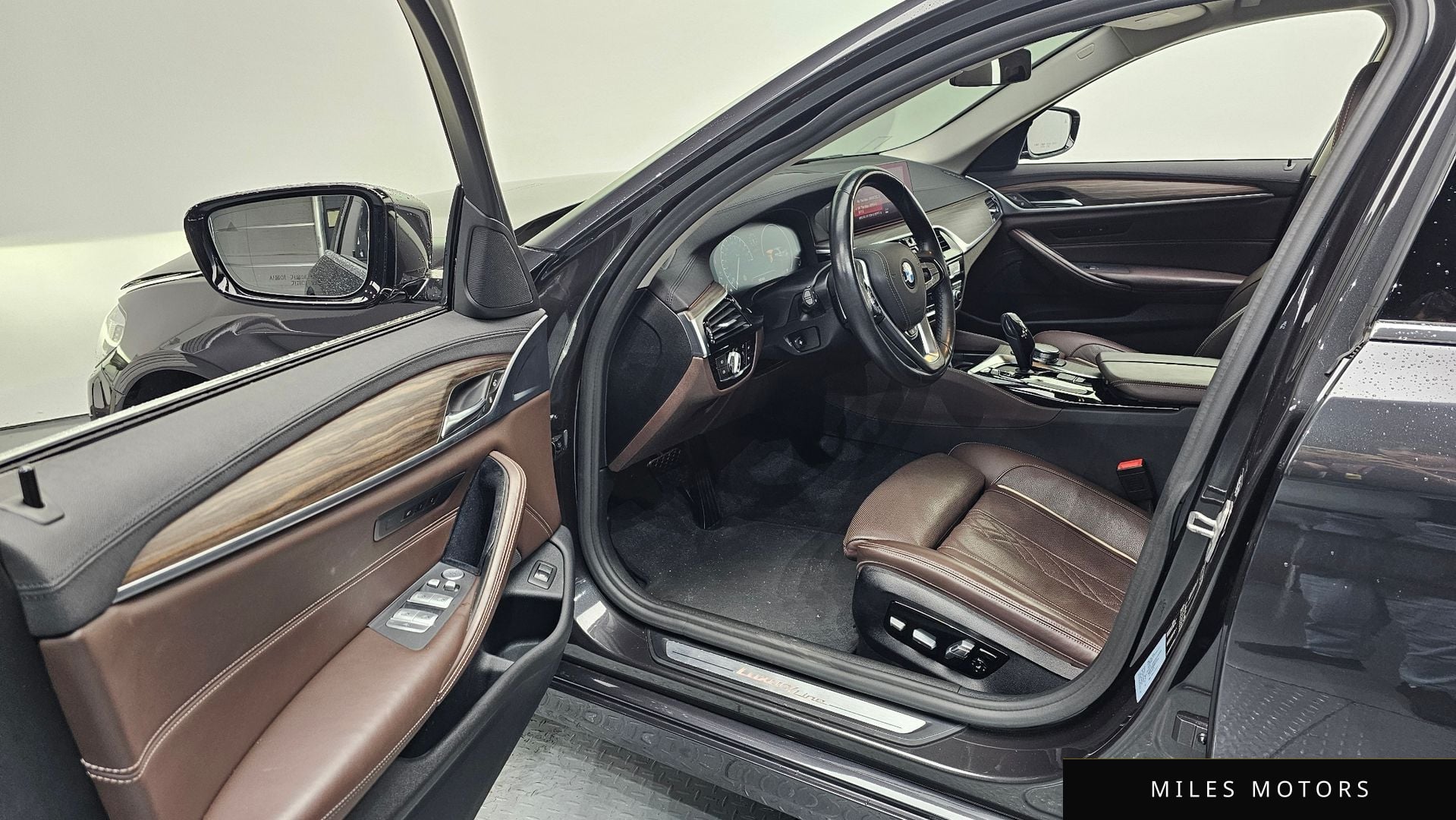 BMW 5 Series (G30) 2019 — миниатюра 10