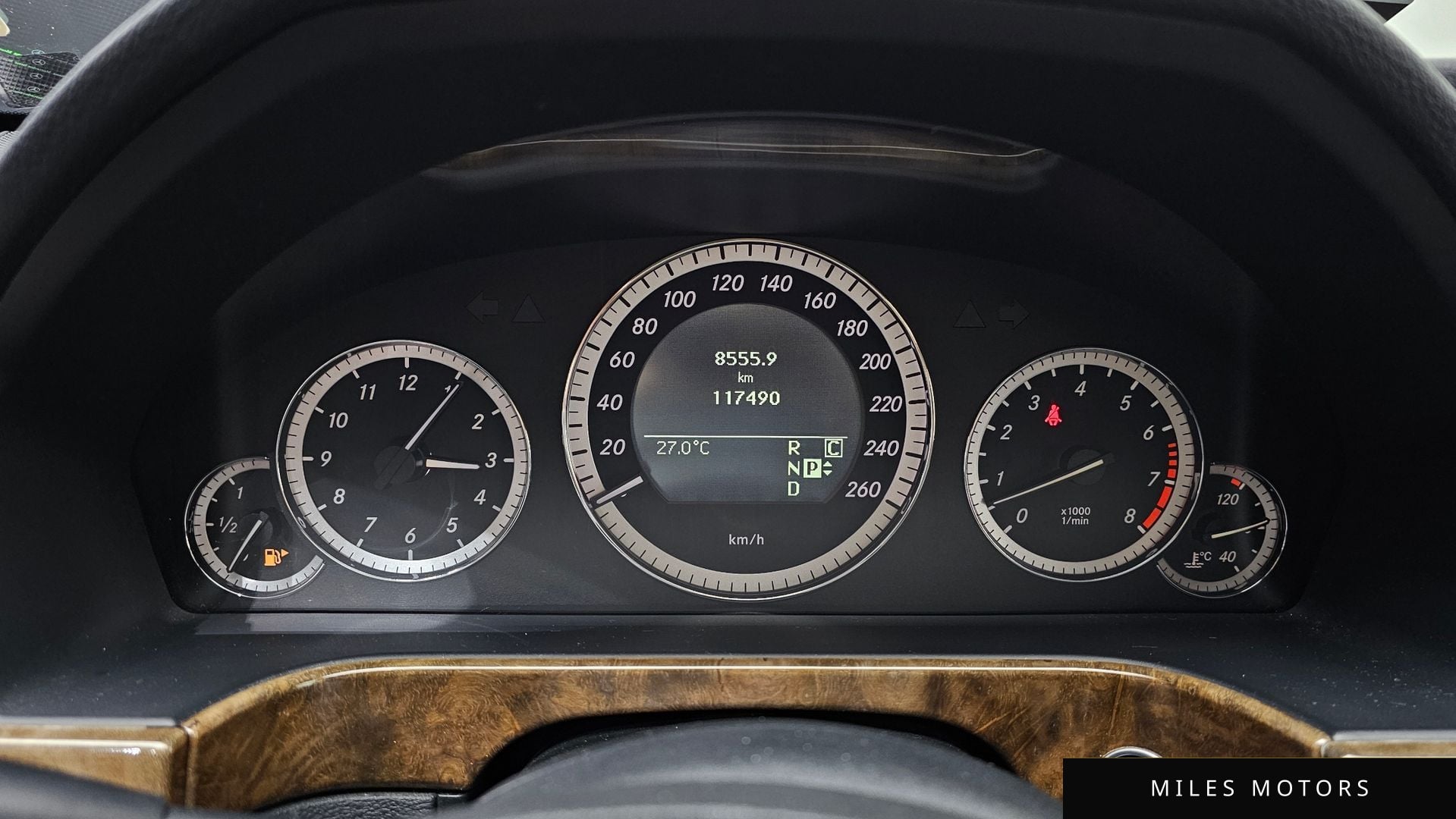 Mercedes-Benz E-Class W212 2010 — миниатюра 8