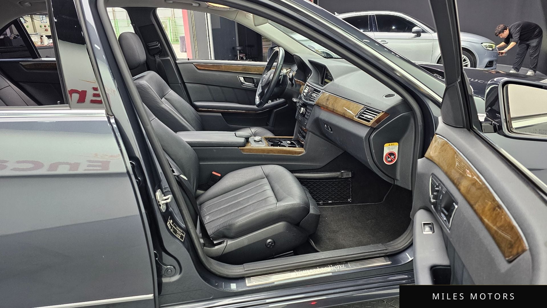 Mercedes-Benz E-Class W212 2010 — миниатюра 11