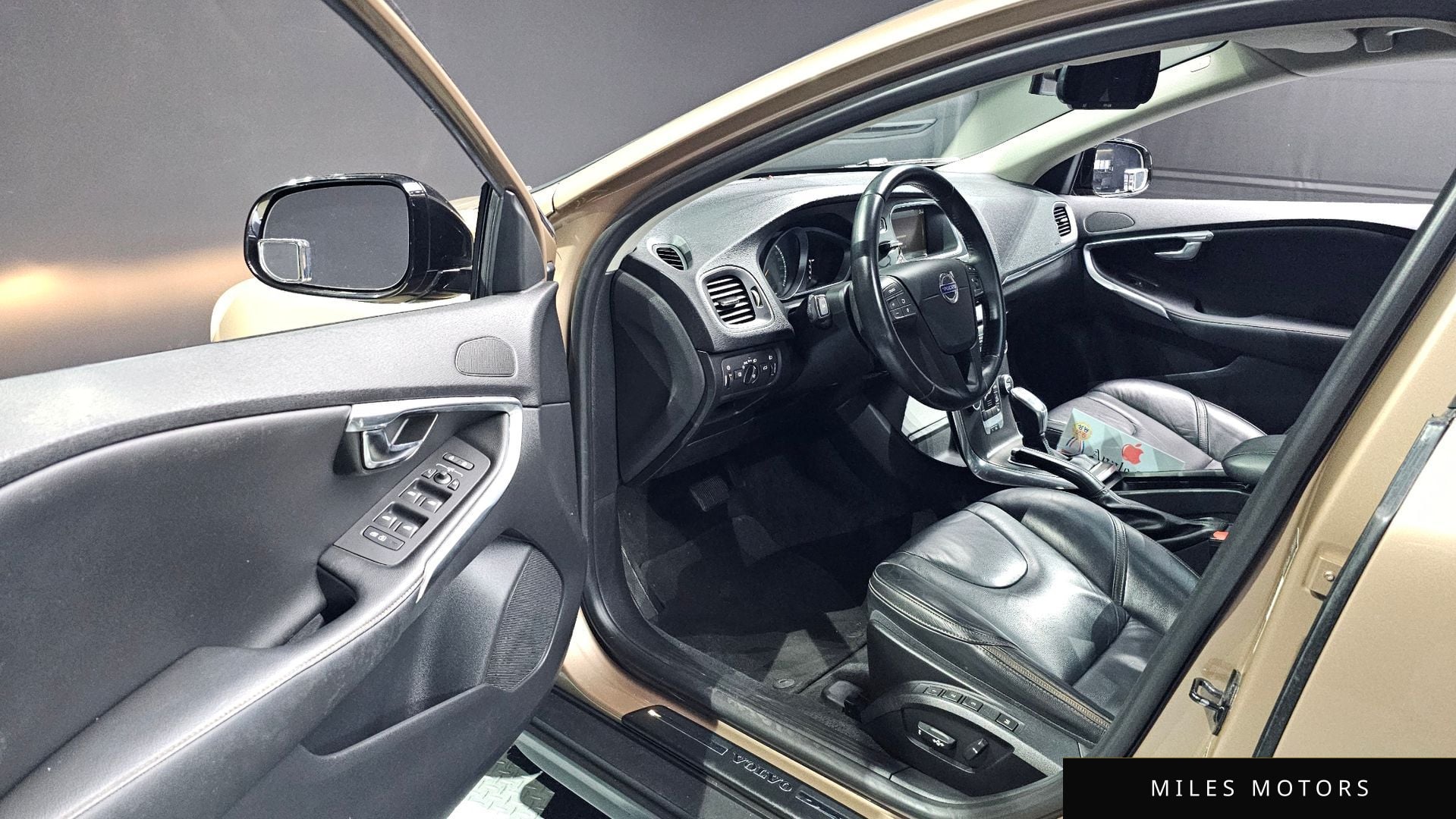 Volvo V40 2013 — миниатюра 12