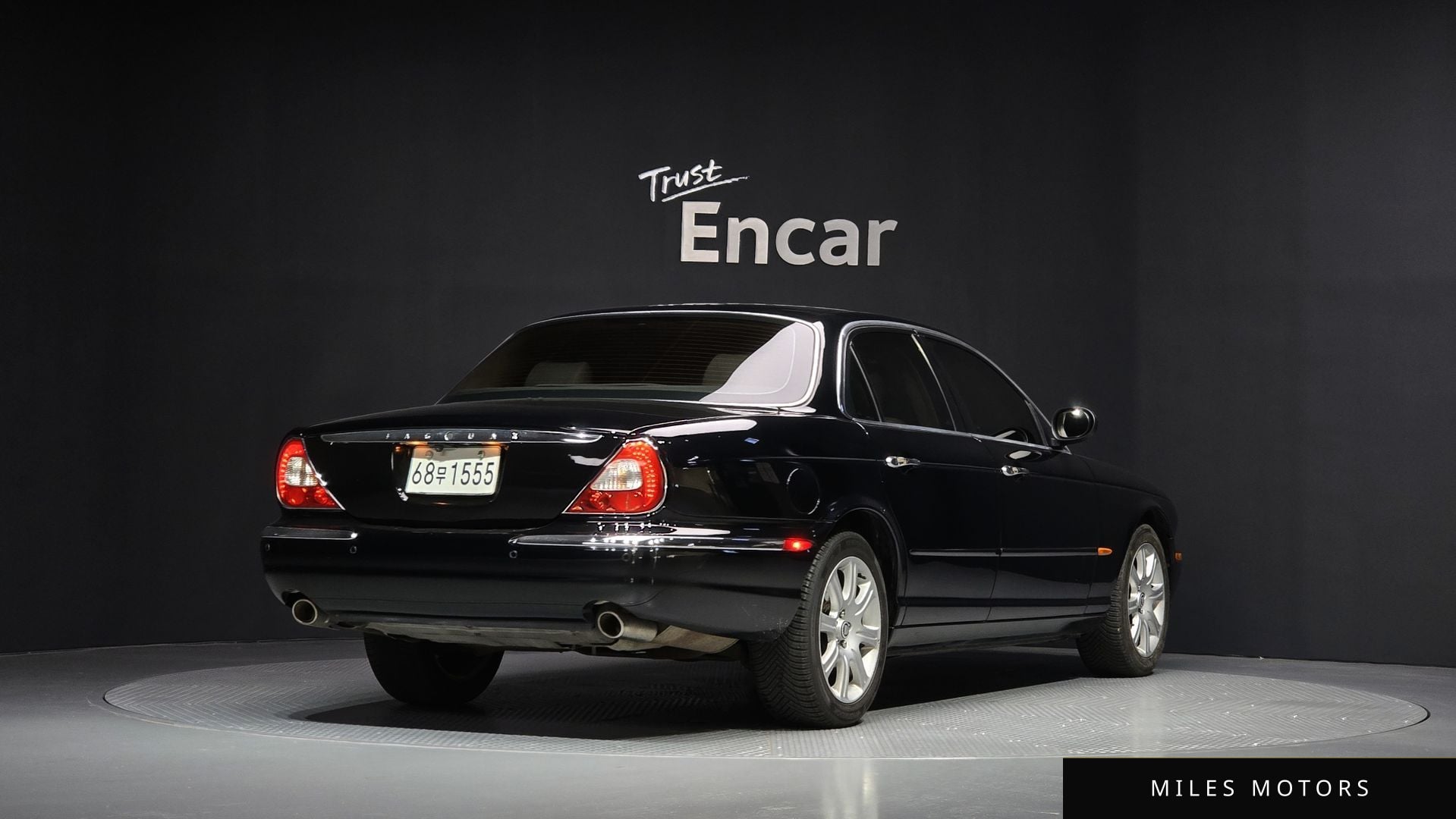 Jaguar XJ-8 2004 — миниатюра 2