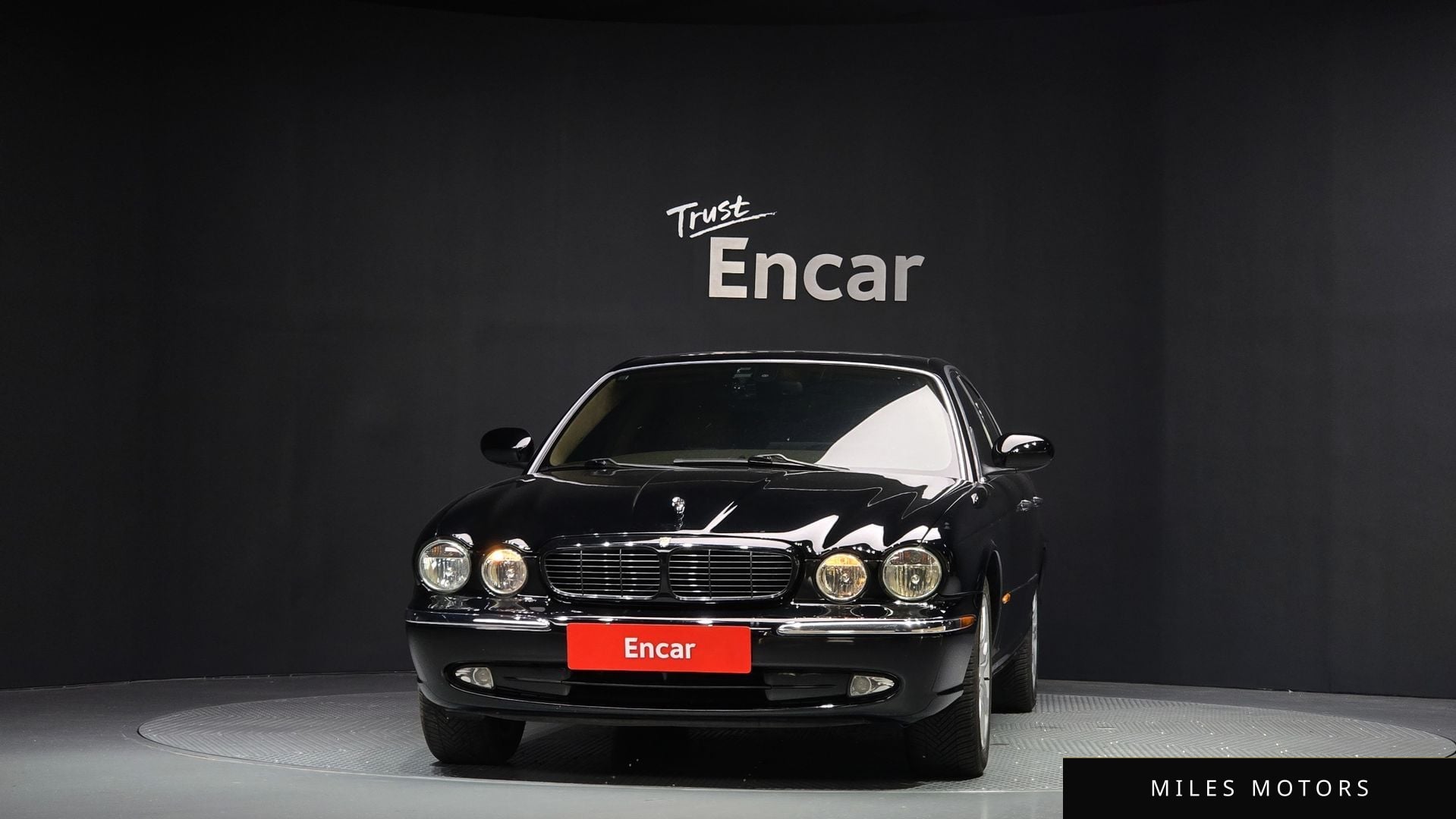 Jaguar XJ-8 2004 — миниатюра 3