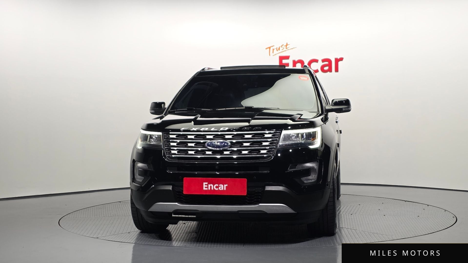 Ford Explorer 2017 — миниатюра 3