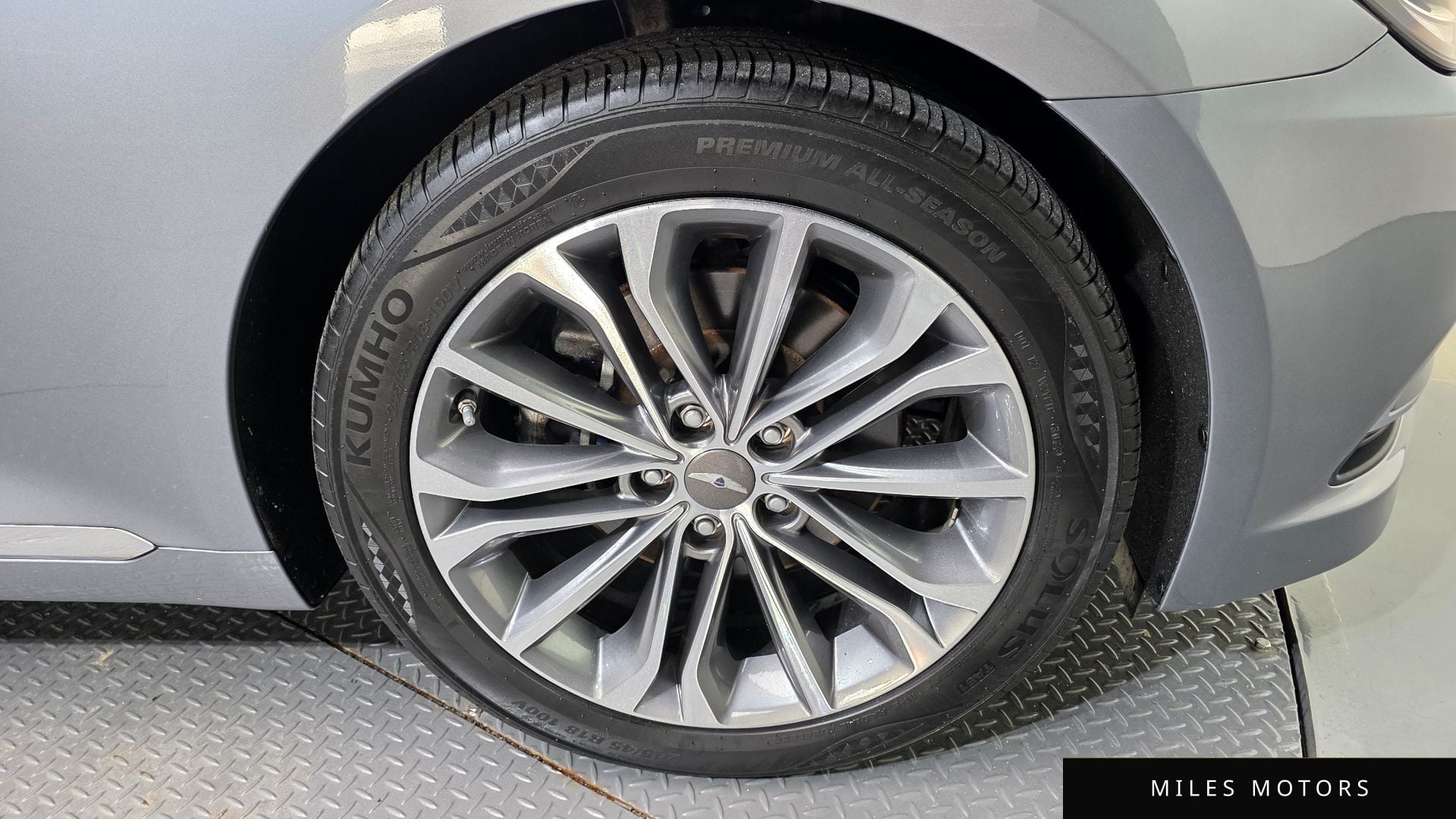 Hyundai Genesis 2014 — миниатюра 5