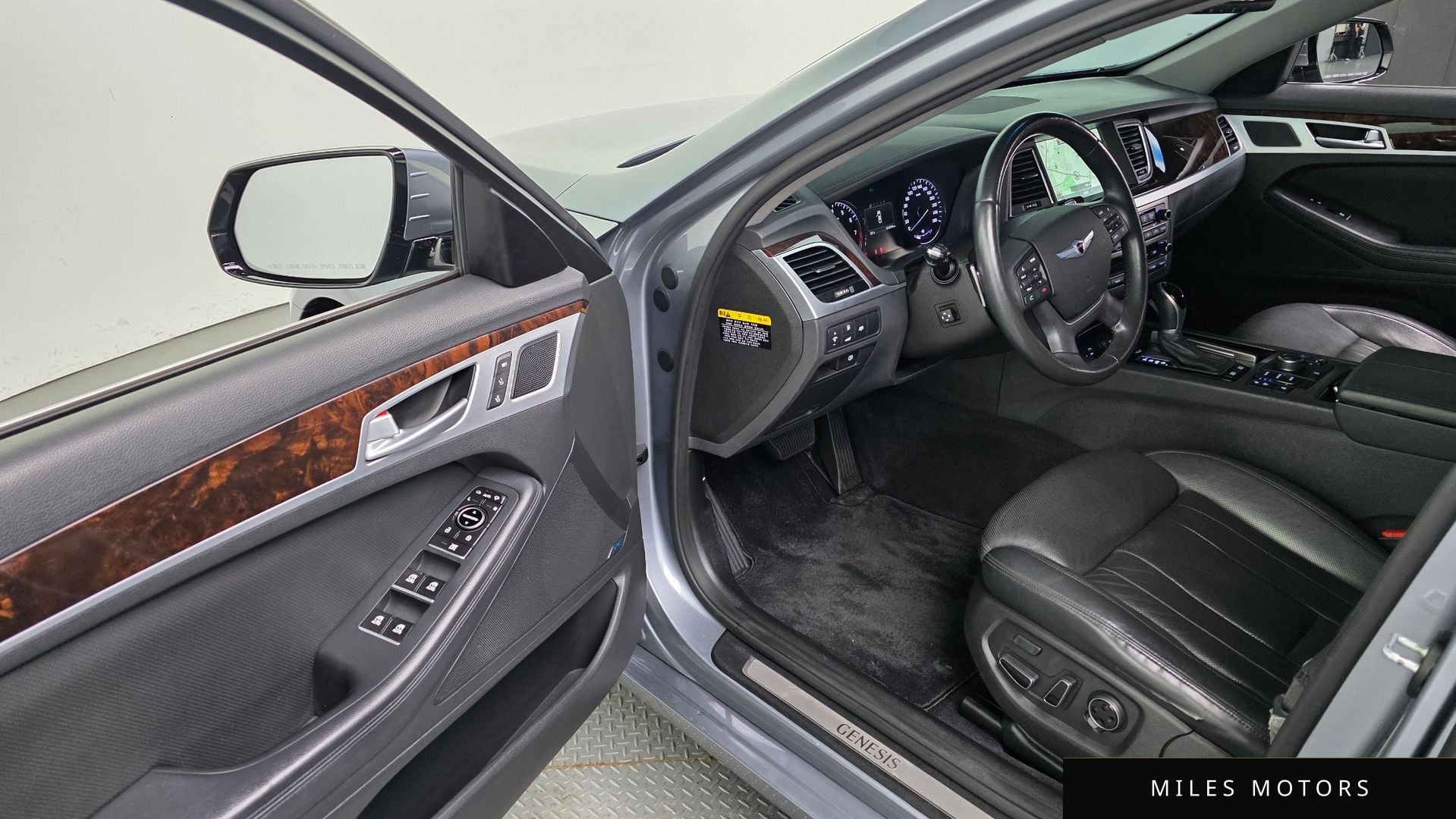Hyundai Genesis 2014 — миниатюра 12