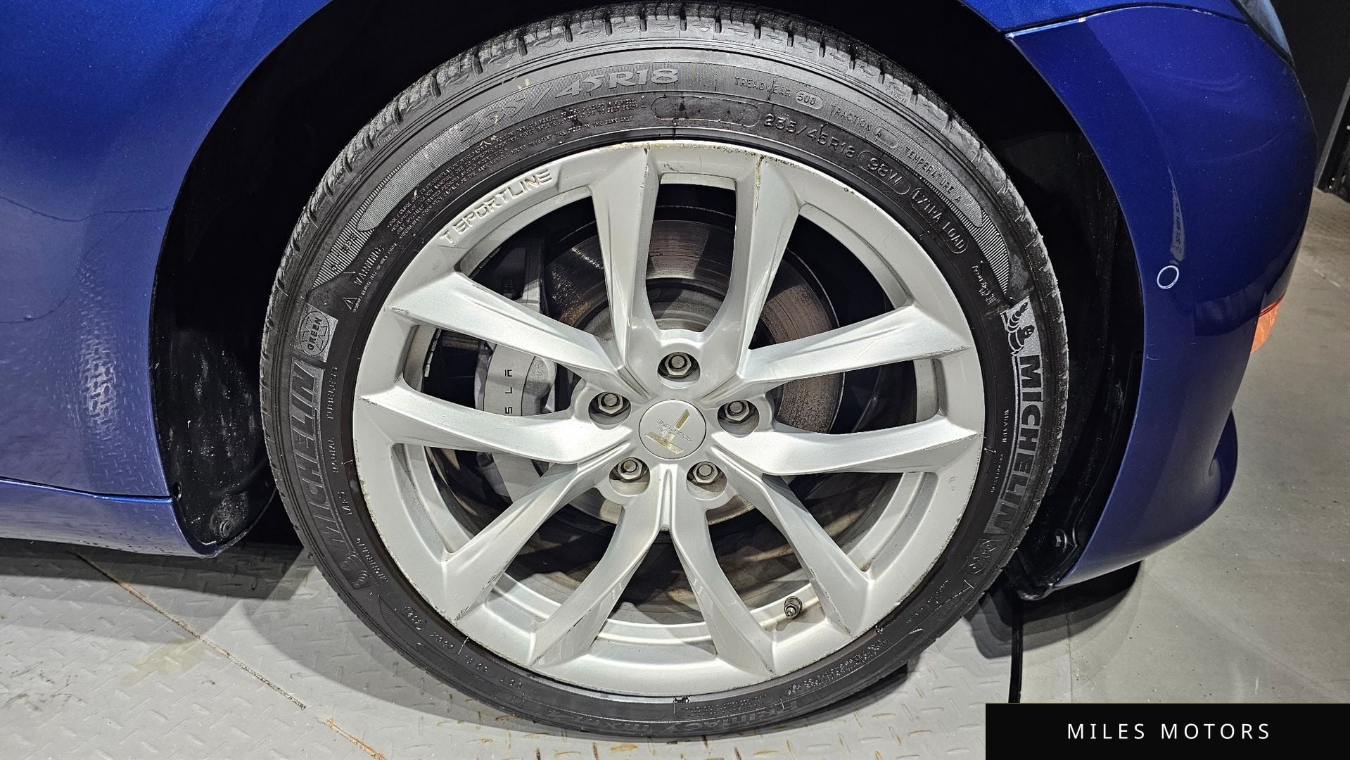 Tesla Model 3 2020 — миниатюра 5