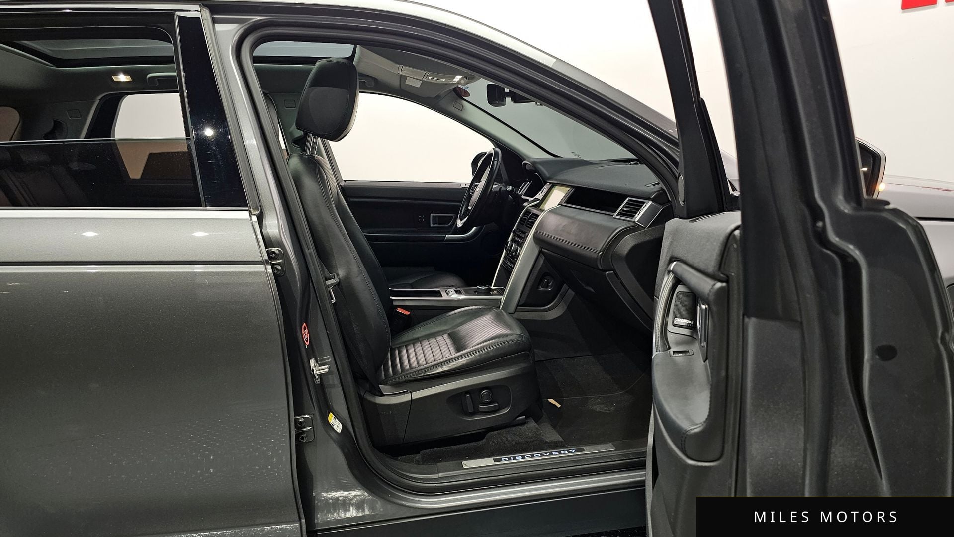 Land Rover 디스커버리 스포츠 2017 — миниатюра 11