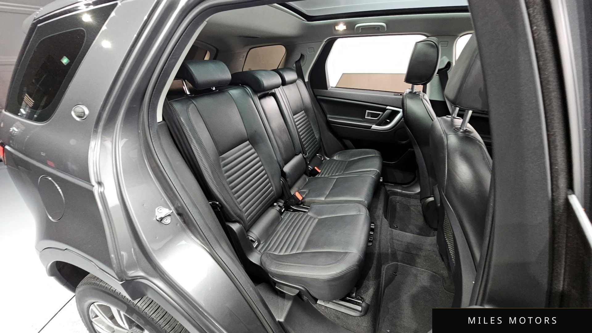 Land Rover 디스커버리 스포츠 2017 — миниатюра 12