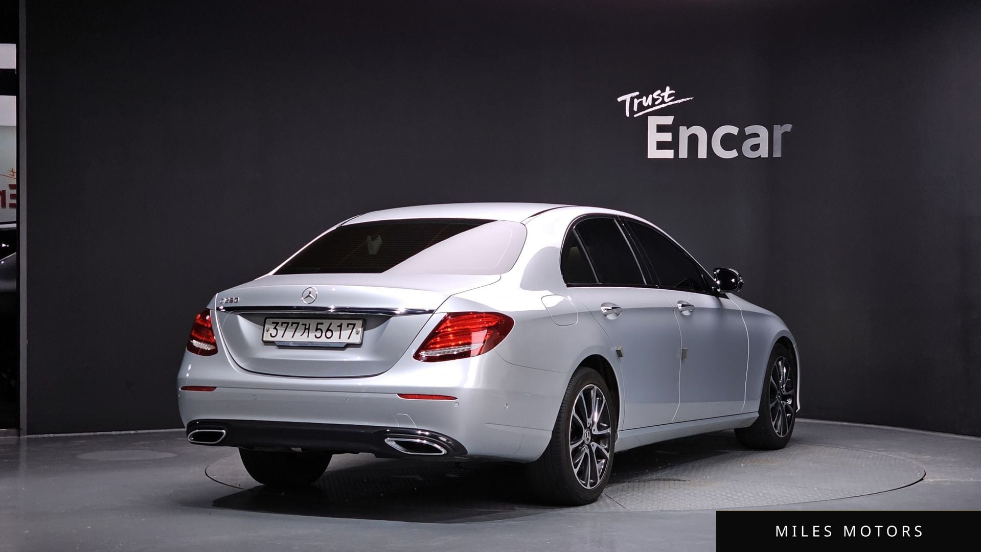 Mercedes-Benz E-Class W213 2020 — миниатюра 2