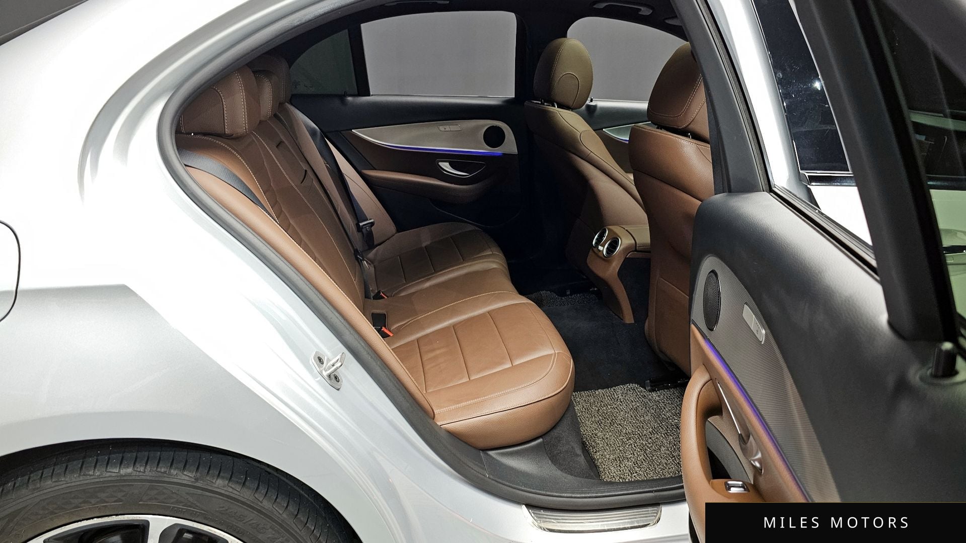 Mercedes-Benz E-Class W213 2020 — миниатюра 12