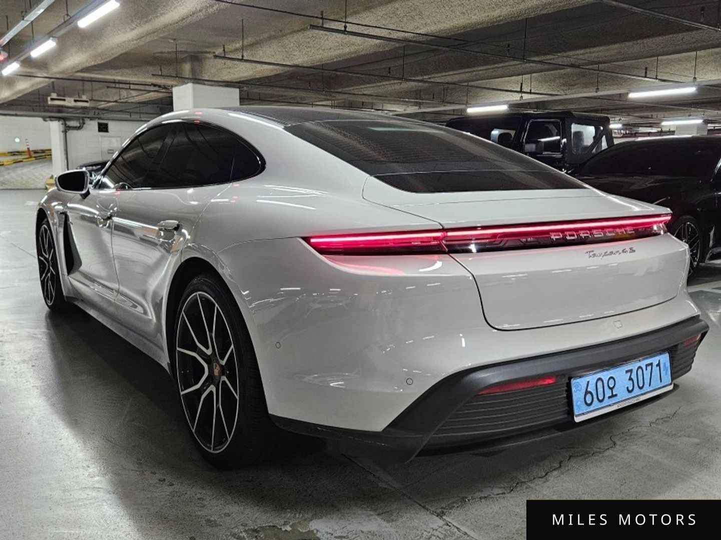 Porsche Taycan 2025 — миниатюра 6