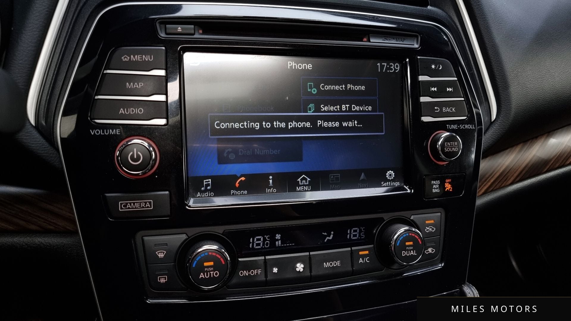 Nissan Maxima 2017 — миниатюра 16