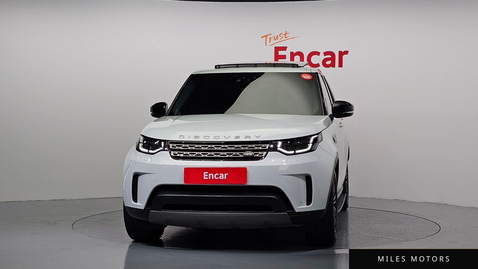Land Rover Discovery 2018 — миниатюра 4