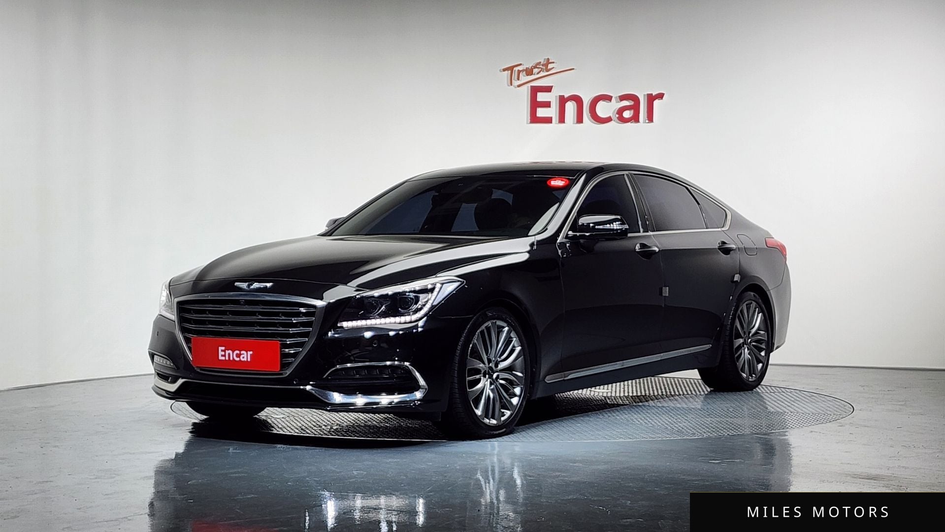 Genesis G80 2018 — фото 1 из 12