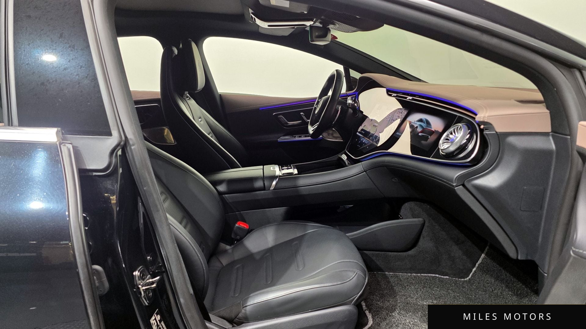 Mercedes-Benz EQE V295 2023 — миниатюра 11