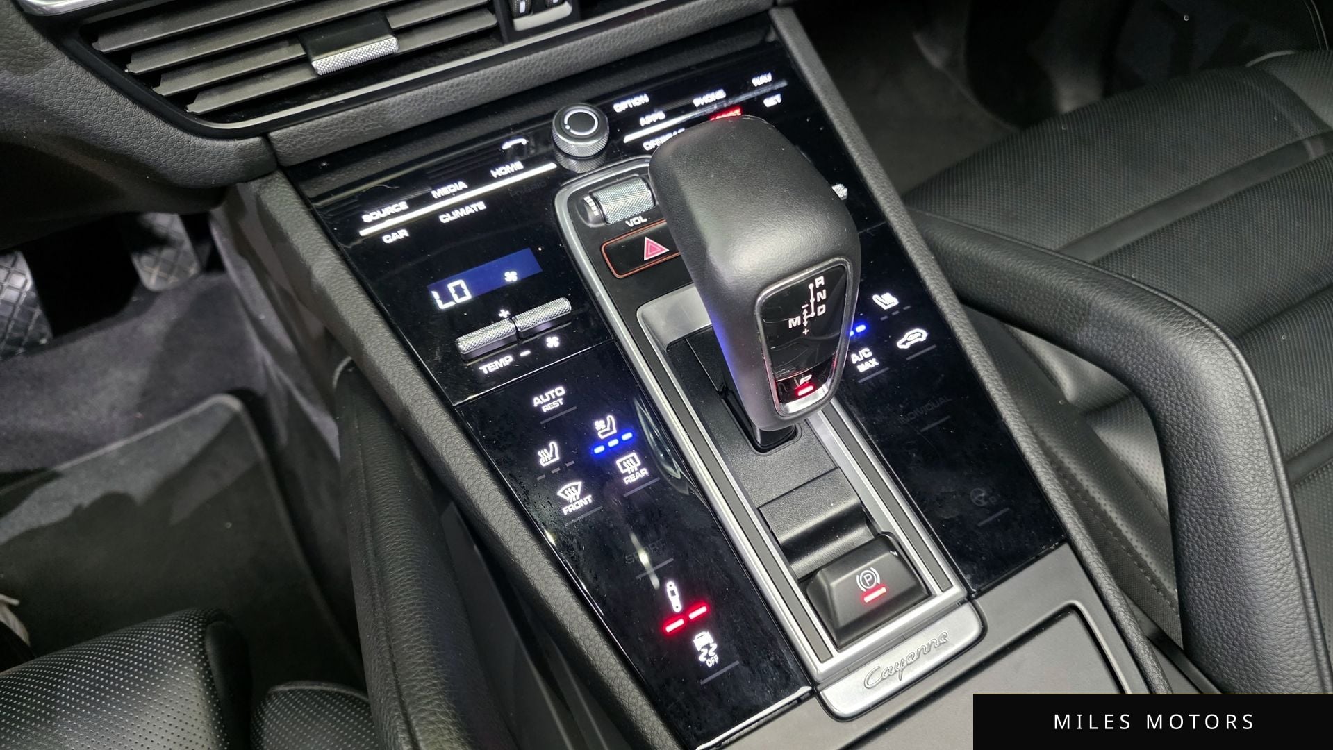 Porsche Cayenne 2023 — миниатюра 9