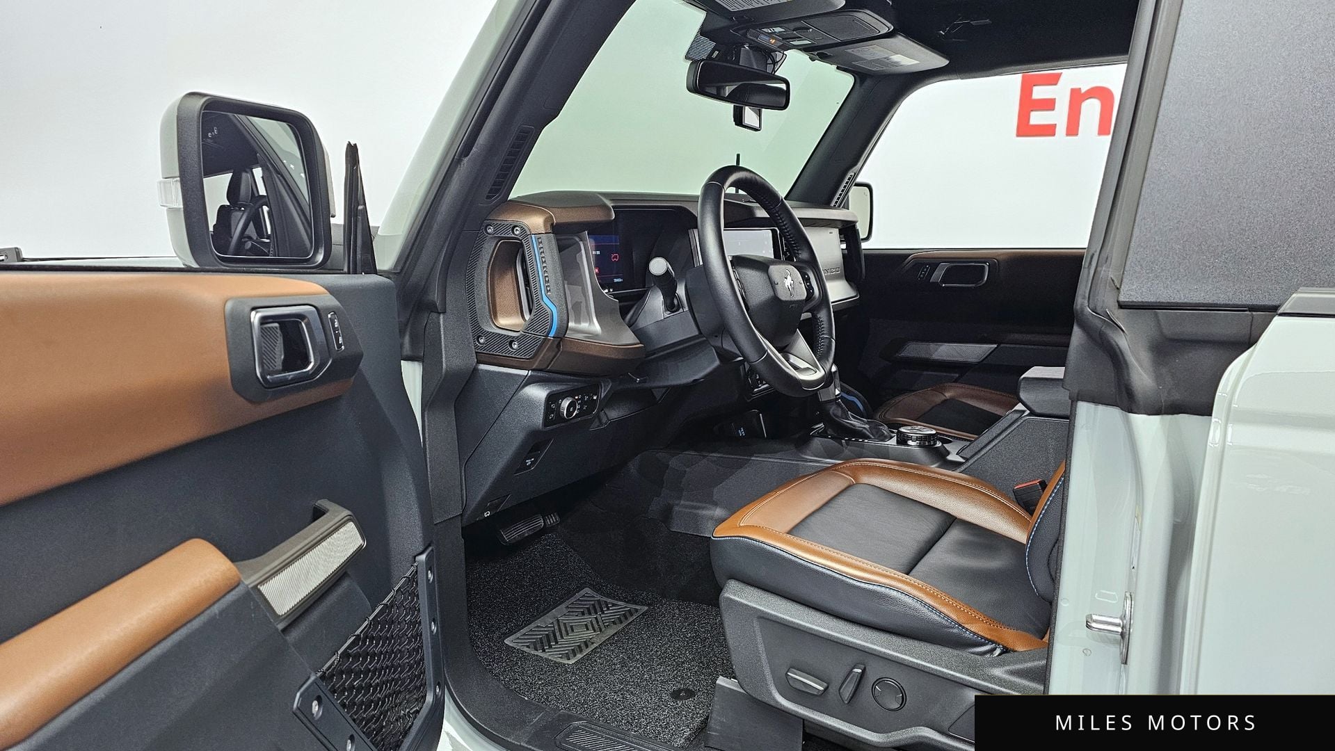Ford Bronco 2023 — миниатюра 11