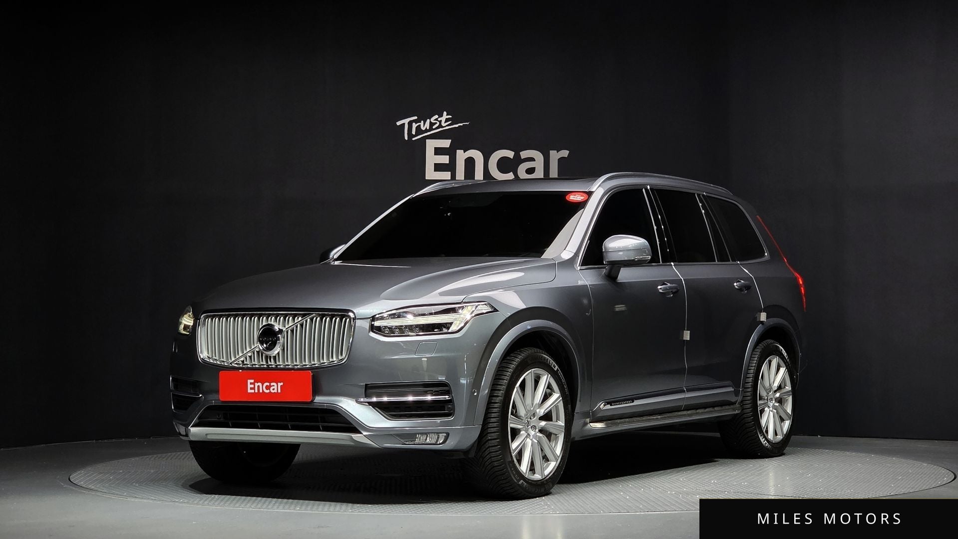 Volvo XC90 2018 — фото 1 из 12
