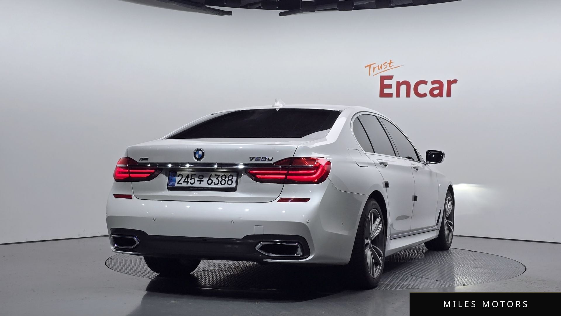 BMW 7 Series (G11) 2017 — миниатюра 2