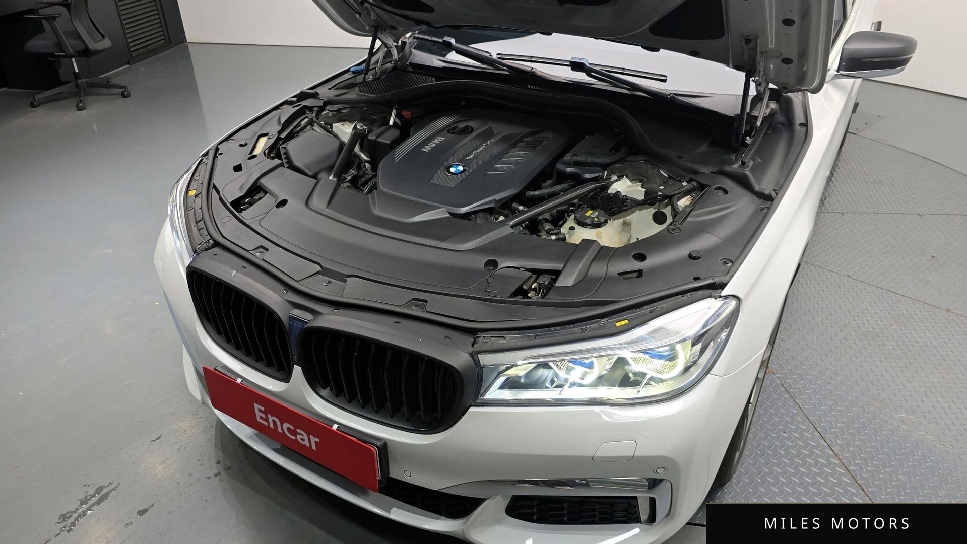 BMW 7 Series (G11) 2017 — миниатюра 6