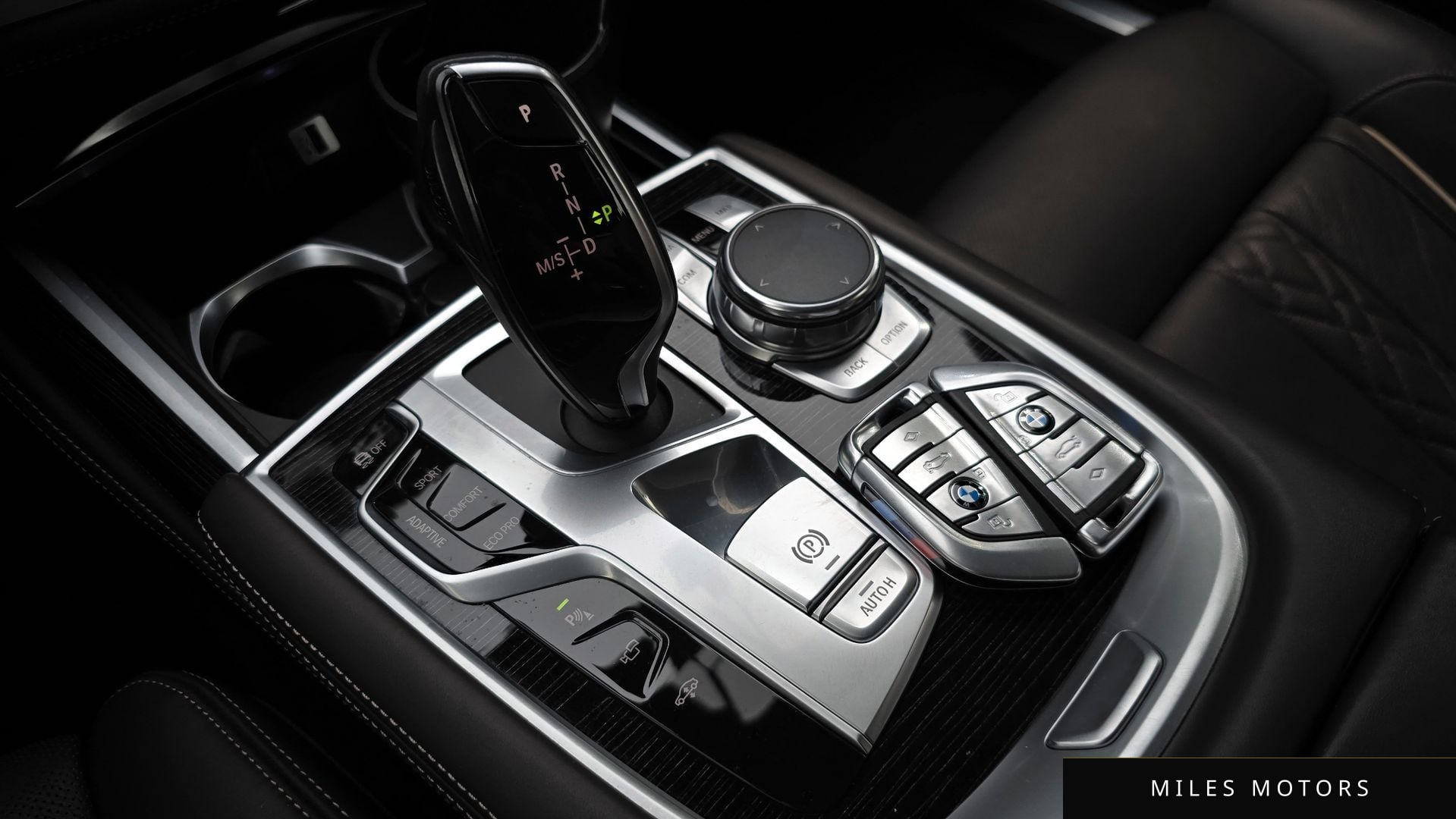 BMW 7 Series (G11) 2017 — миниатюра 9