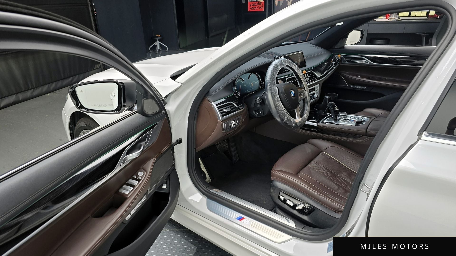 BMW 7 Series (G11) 2017 — миниатюра 11