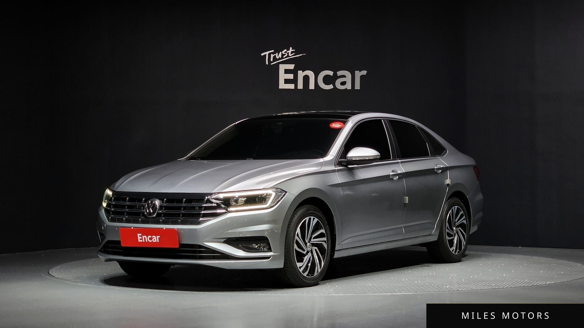Volkswagen Jetta 2021 — фото 1 из 12