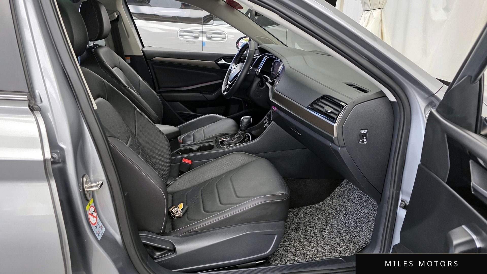 Volkswagen Jetta 2021 — миниатюра 11