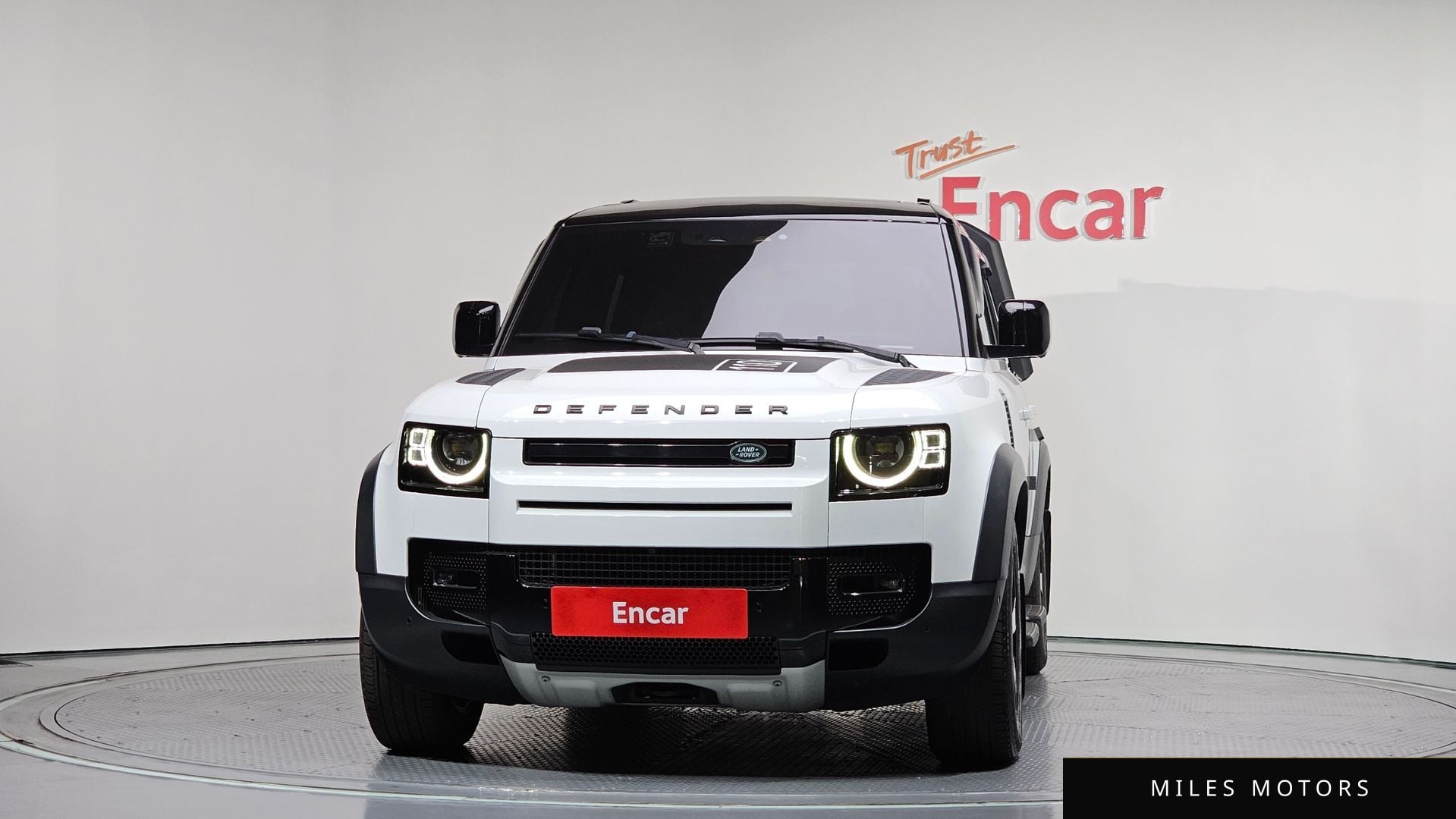 Land Rover Defender 2022 — миниатюра 3