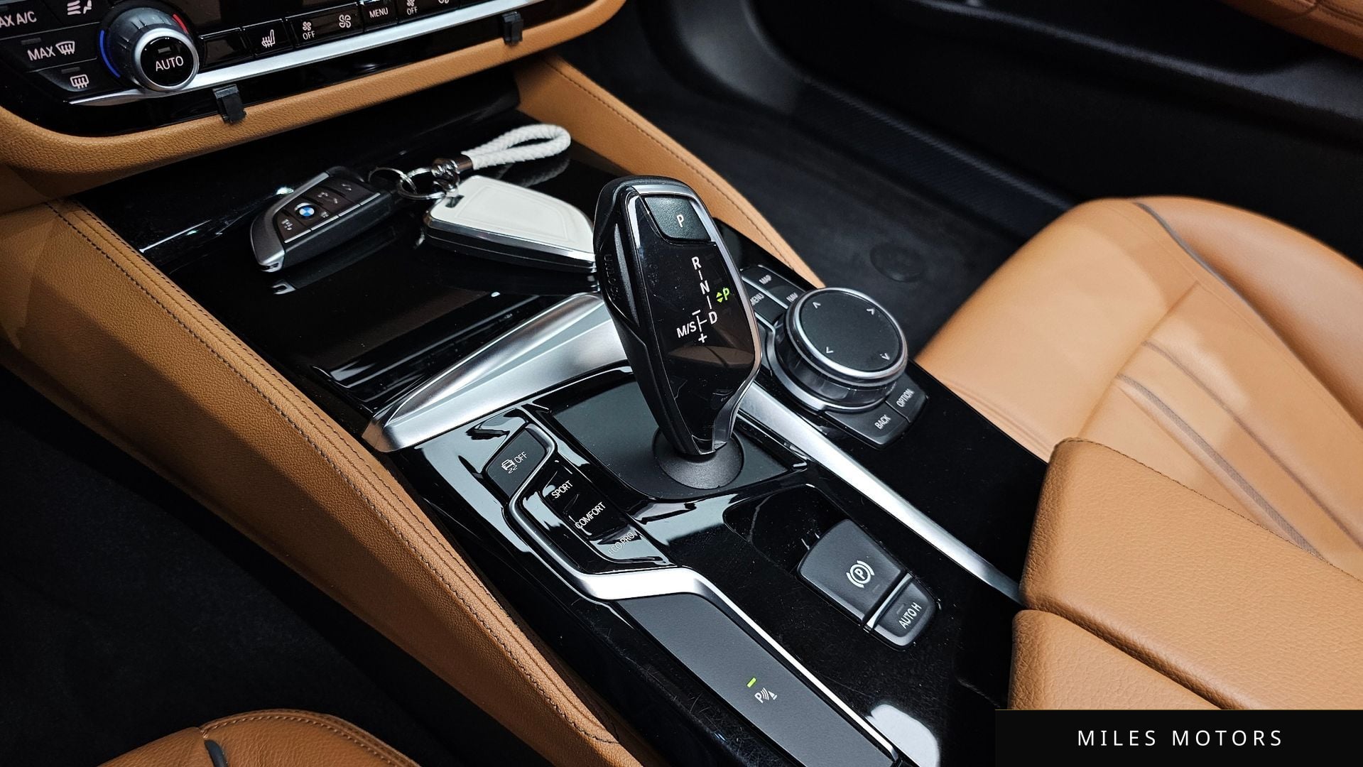 BMW 5 Series (G30) 2018 — миниатюра 9