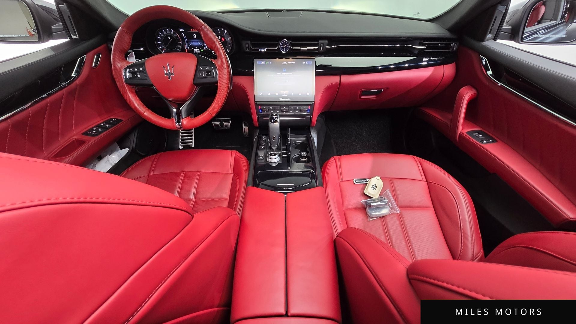 Maserati Quattroporte 2022 — миниатюра 7