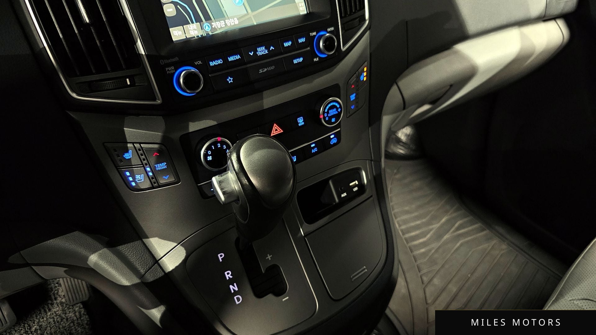 Hyundai Starex 2019 — миниатюра 9