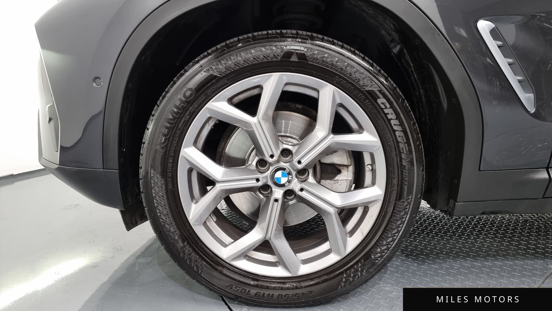 BMW X4 (G02) 2023 — миниатюра 5