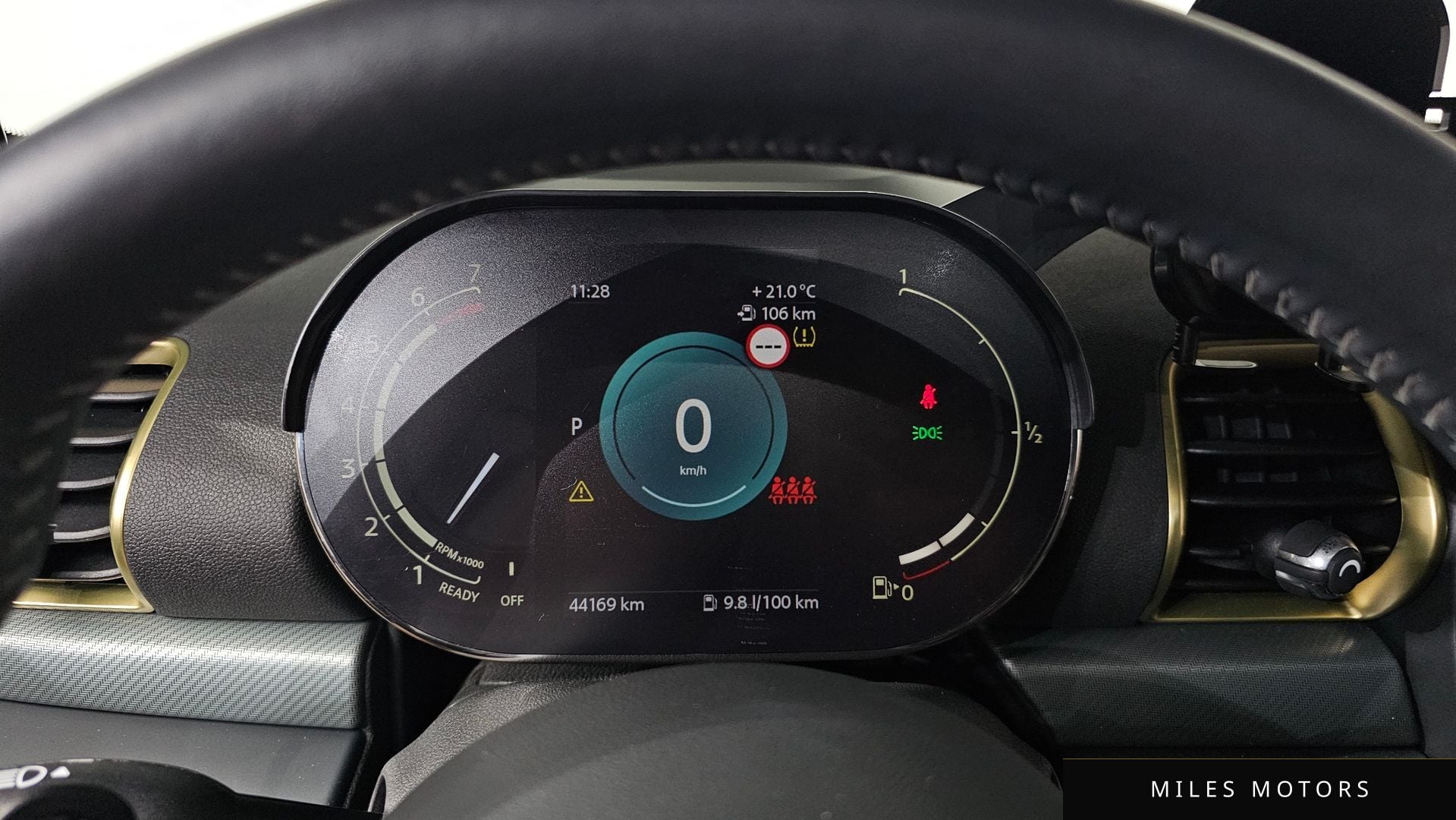 MINI 쿠퍼 S 클럽맨 2023 — миниатюра 8