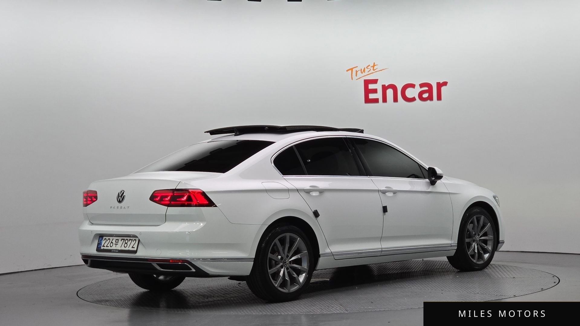Volkswagen Passat 2021 — миниатюра 2