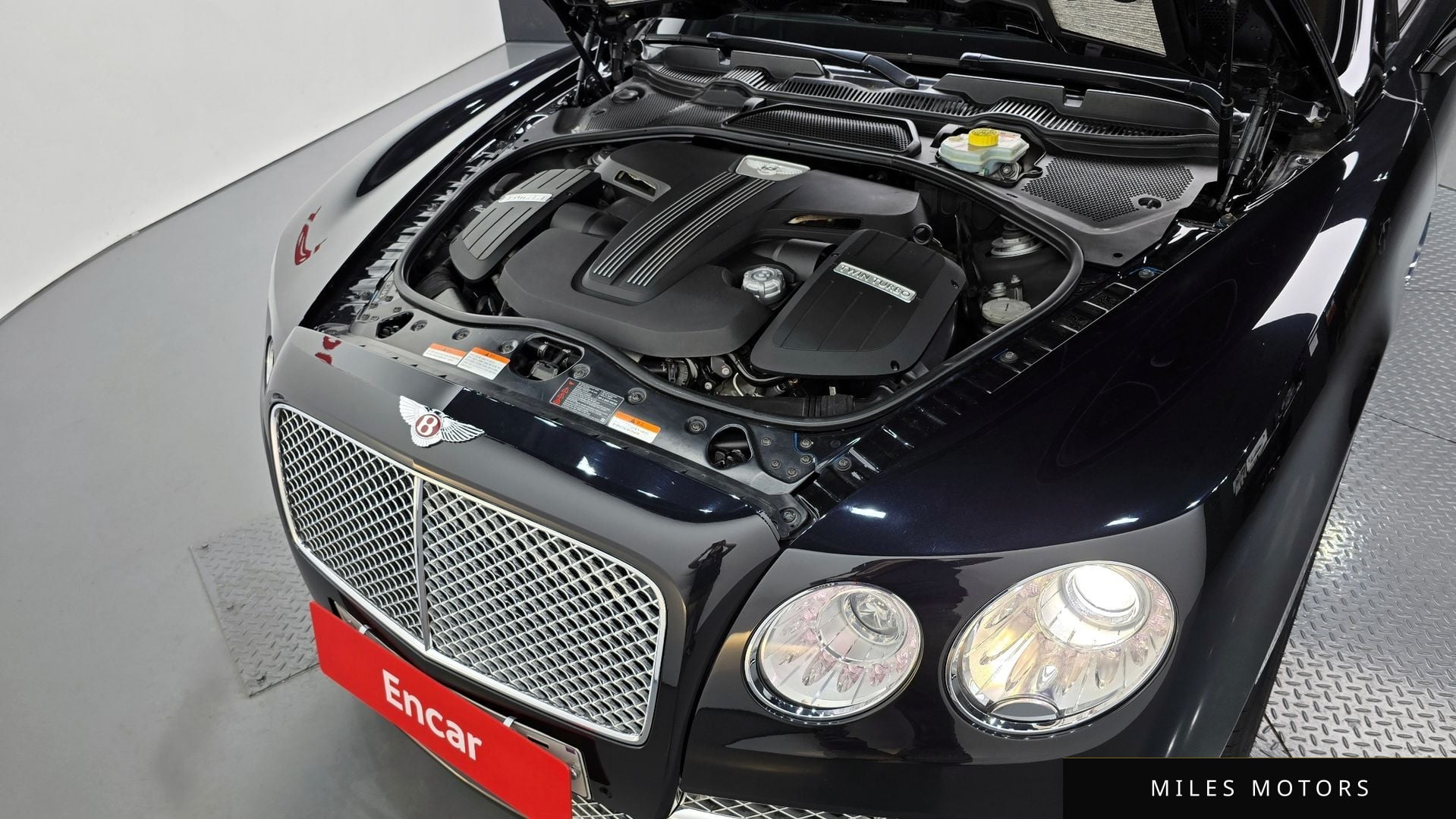 Bentley 플라잉스퍼 2015 — миниатюра 6