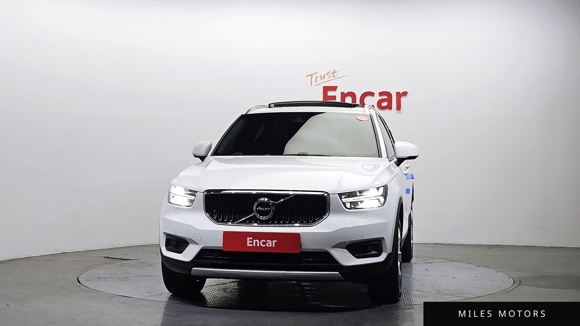 Volvo XC40 2021 — миниатюра 3
