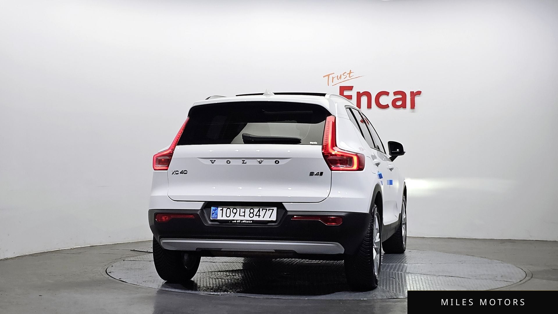 Volvo XC40 2021 — миниатюра 4