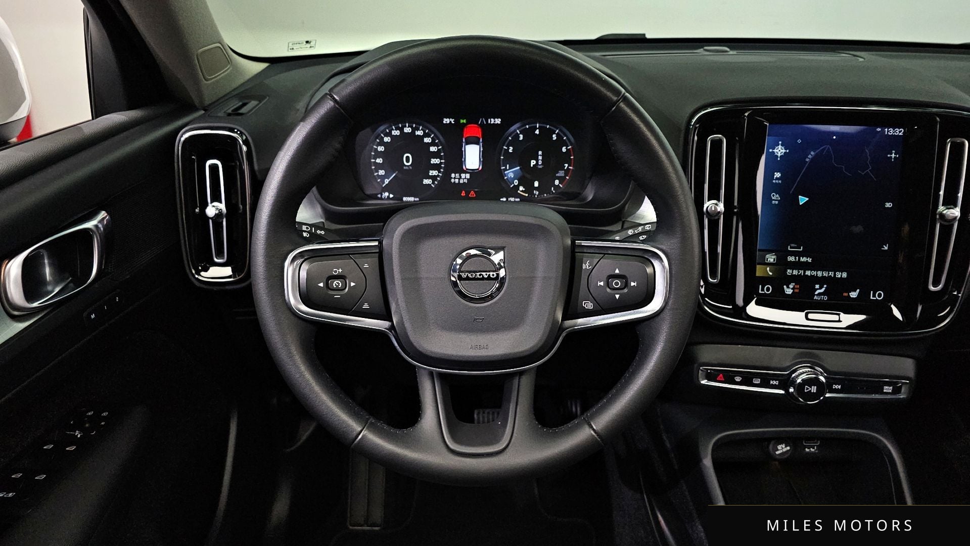 Volvo XC40 2021 — миниатюра 14