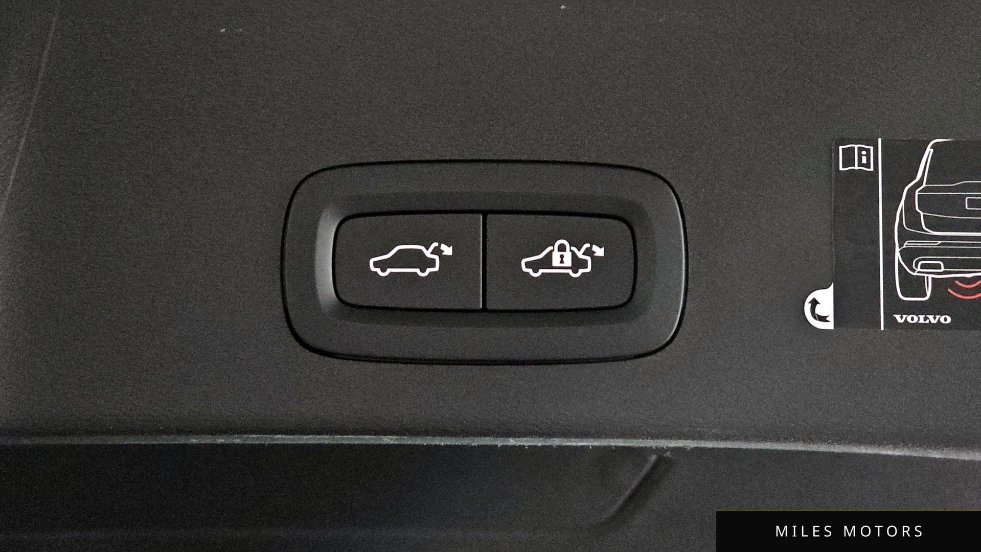 Volvo XC40 2021 — миниатюра 20
