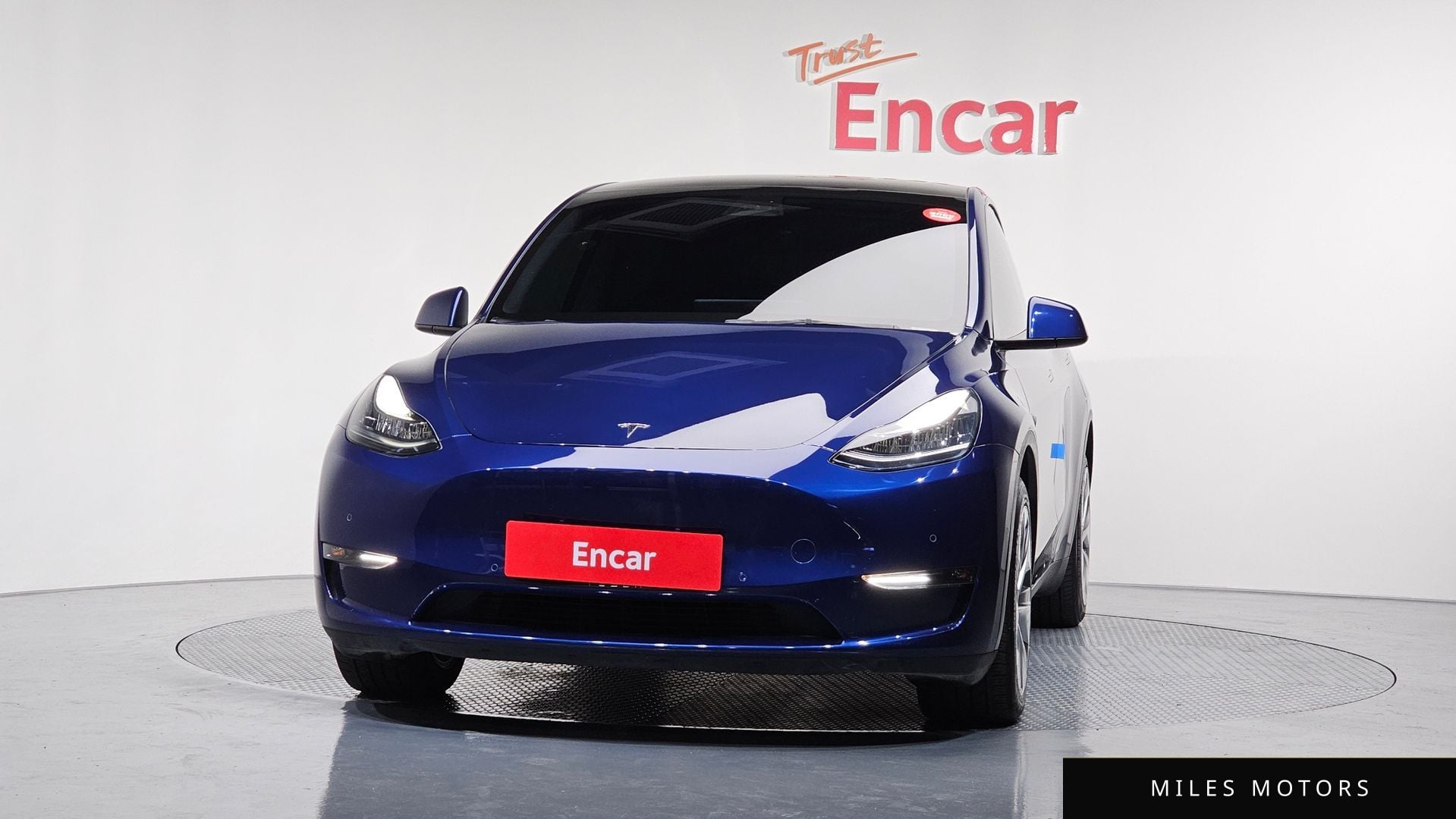 Tesla 모델 Y 2022 — миниатюра 3