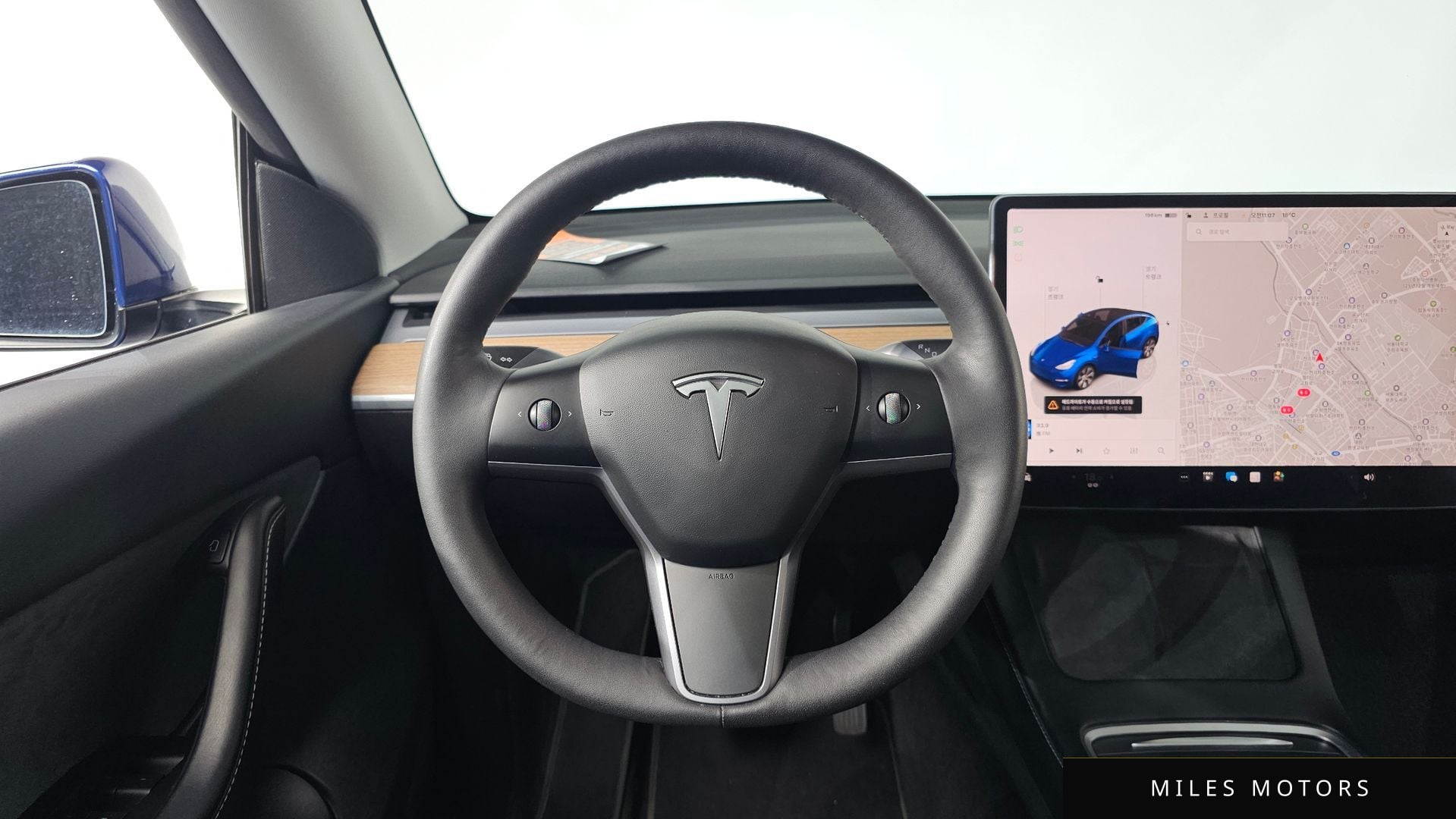 Tesla 모델 Y 2022 — миниатюра 13