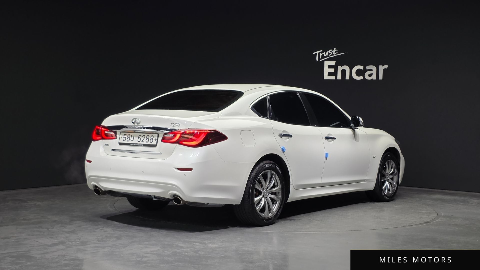 Infiniti Q70 2018 — миниатюра 2
