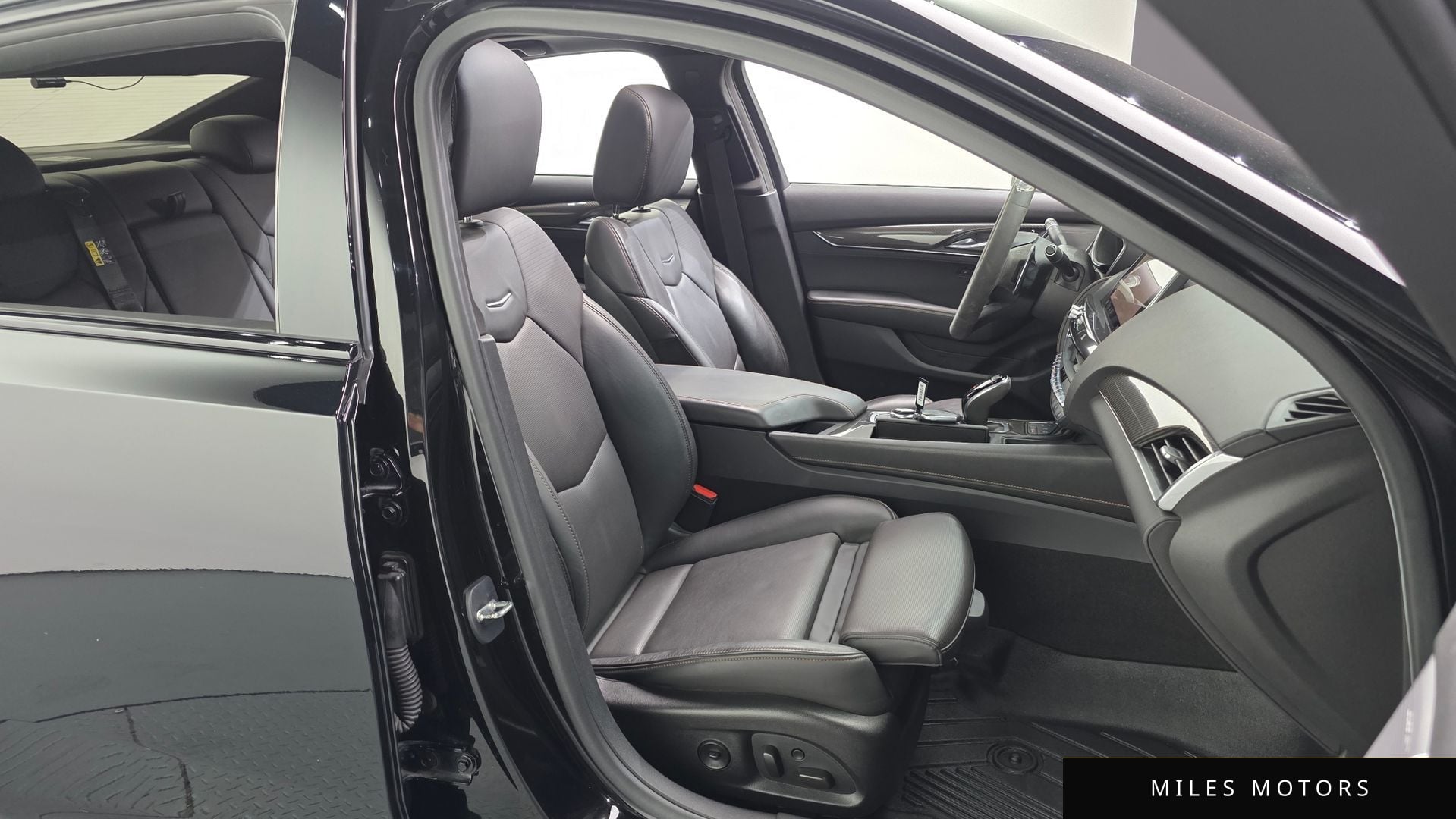 Cadillac CT5 2020 — миниатюра 12
