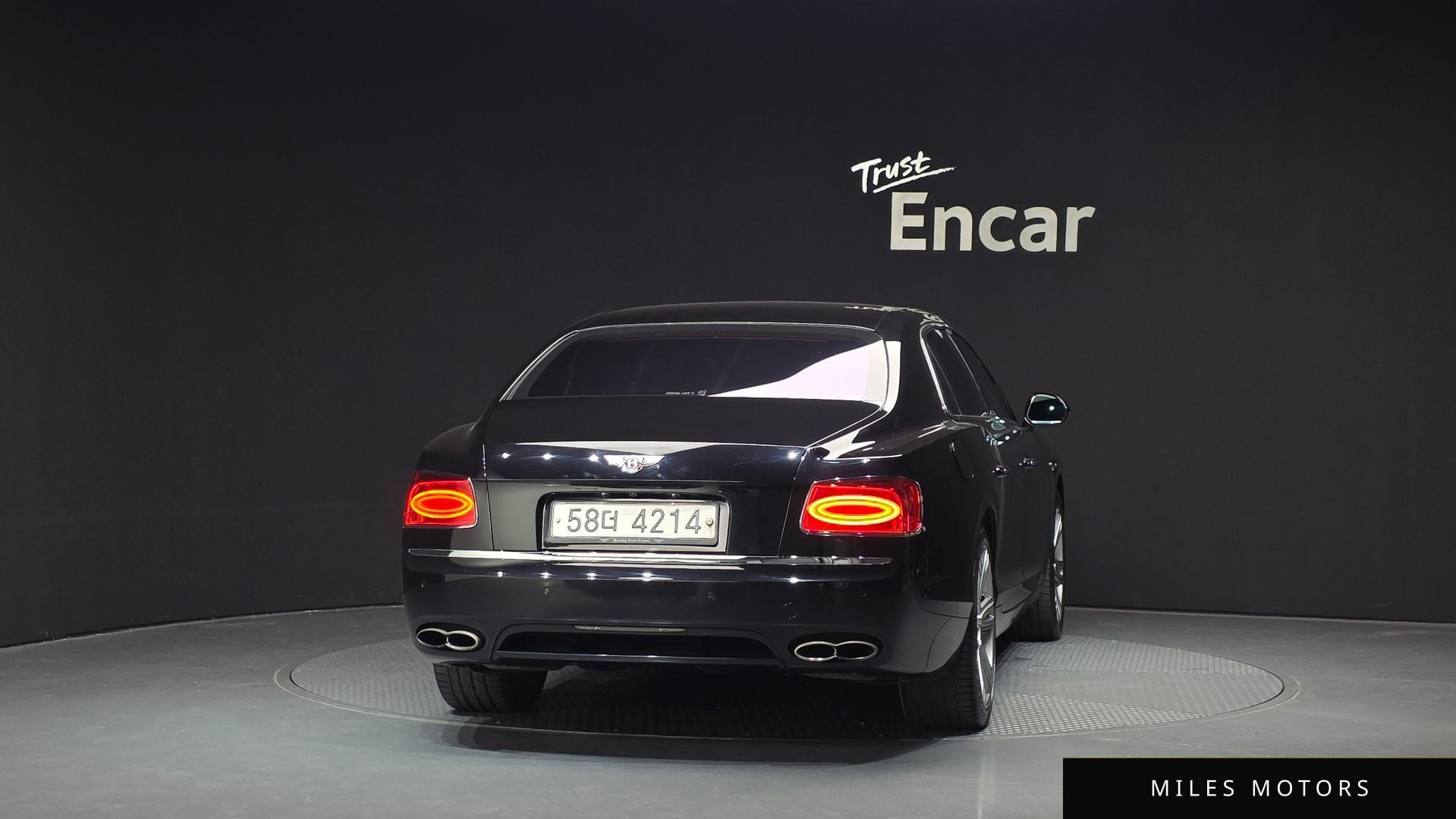 Bentley 플라잉스퍼 2018 — миниатюра 4