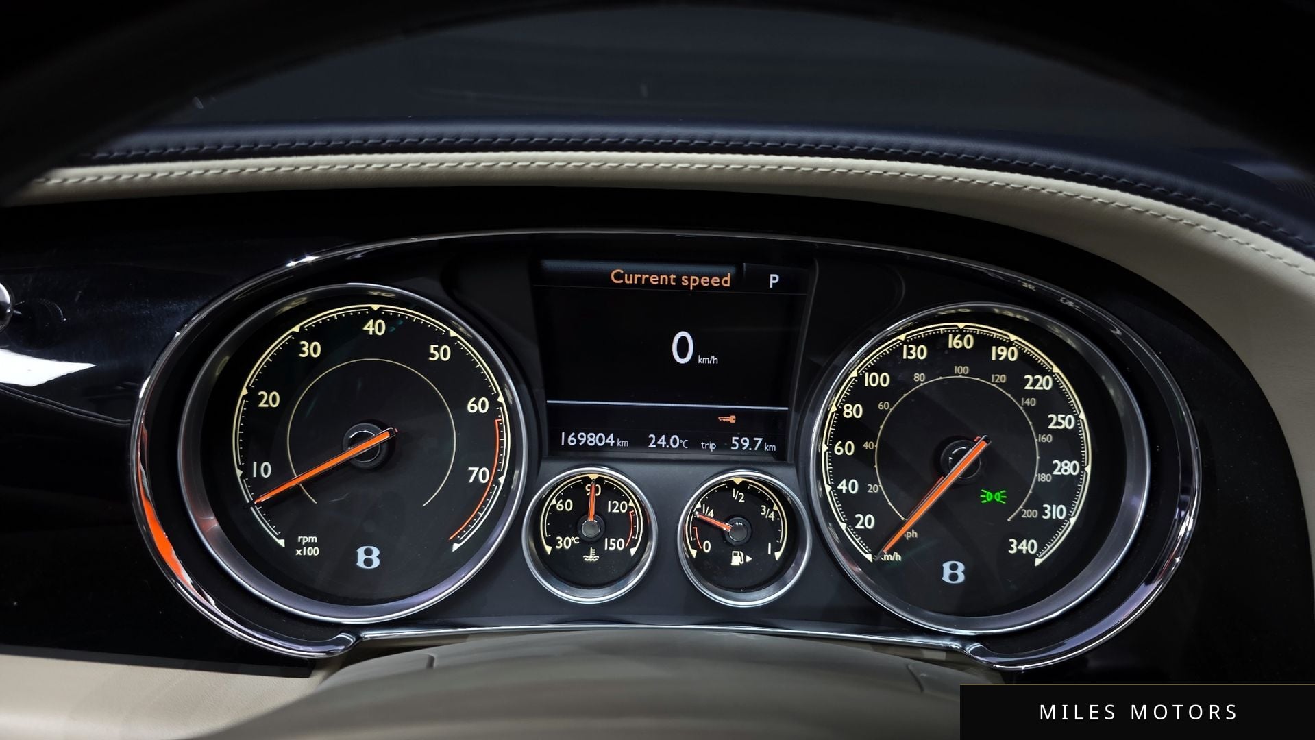 Bentley 플라잉스퍼 2018 — миниатюра 8