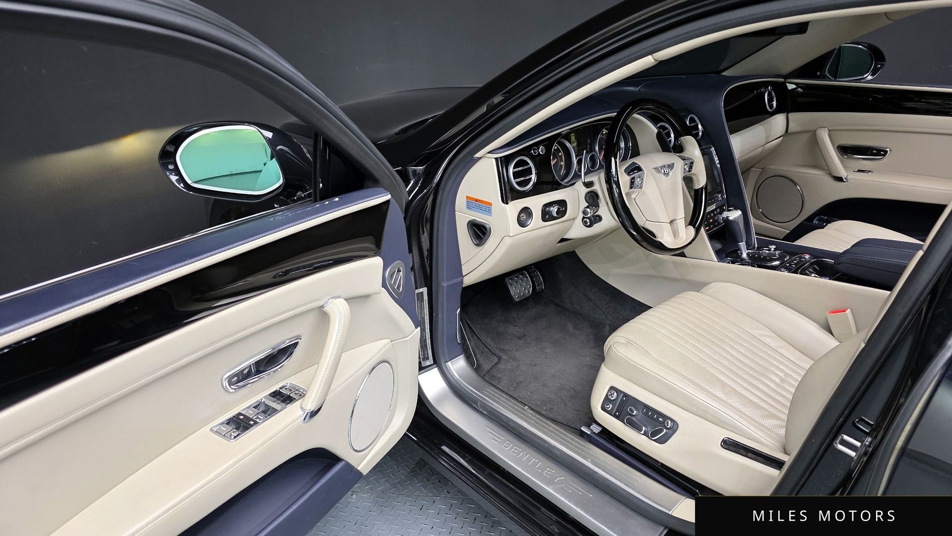 Bentley 플라잉스퍼 2018 — миниатюра 10