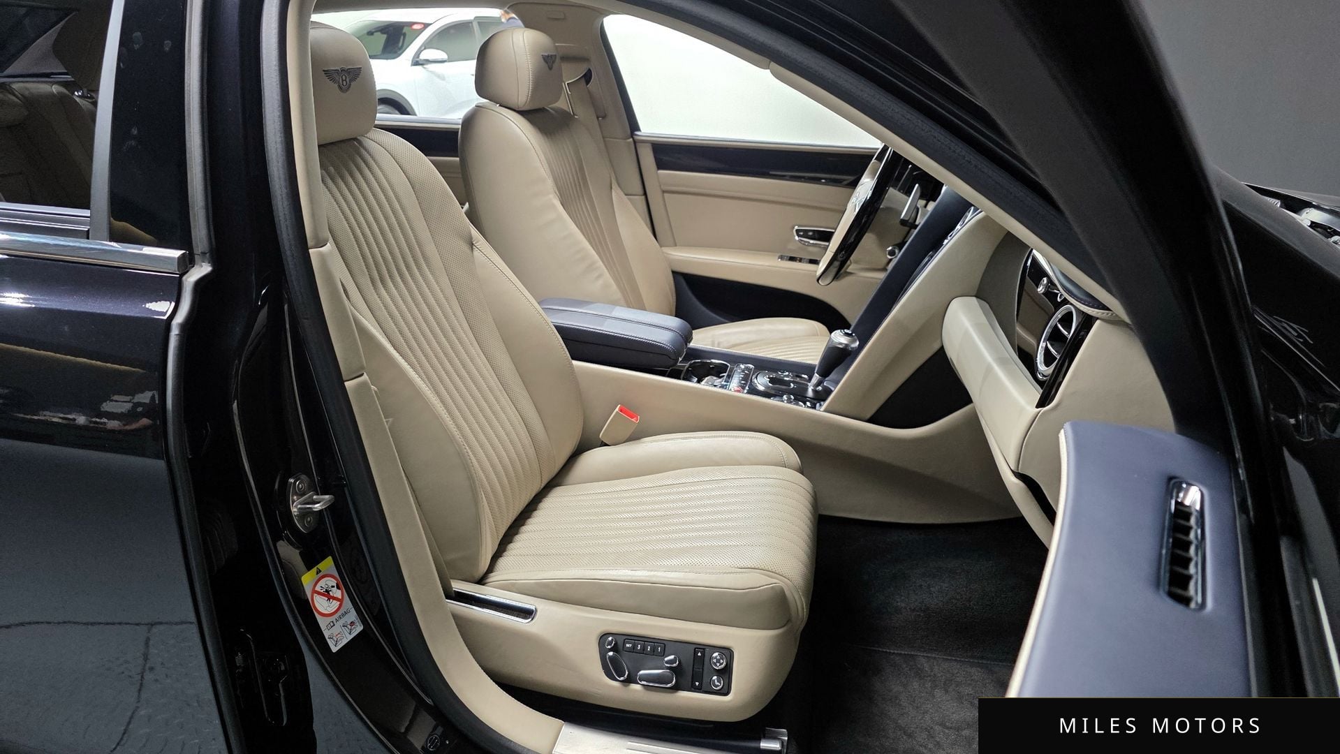 Bentley 플라잉스퍼 2018 — миниатюра 12