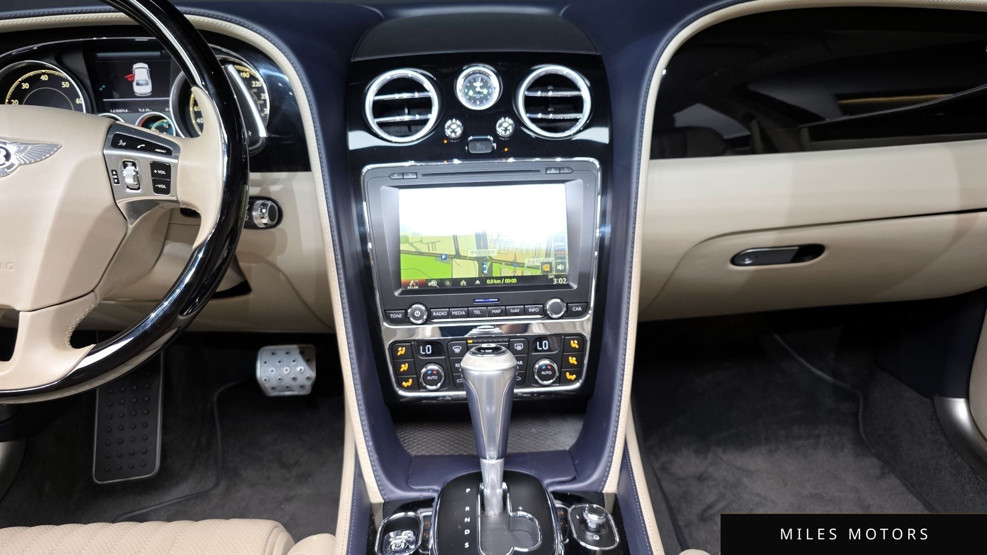 Bentley 플라잉스퍼 2018 — миниатюра 19