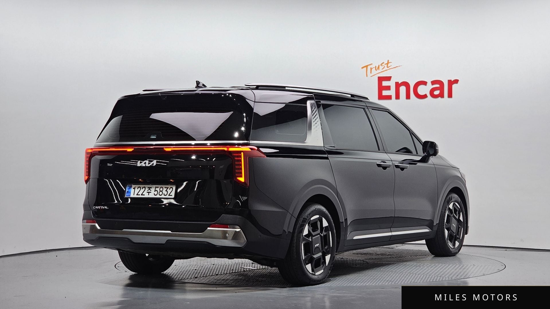 Kia Canival 2024 — миниатюра 2
